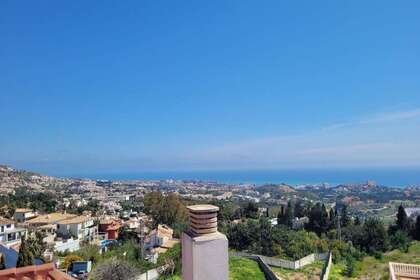 Апартаменты в Benalmádena, Málaga. 