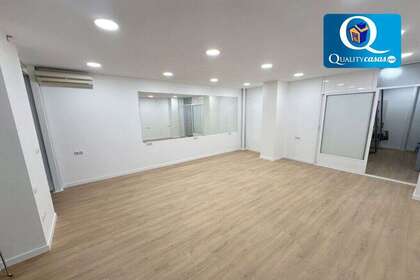 Commercial premise in Alicante/Alacant. 