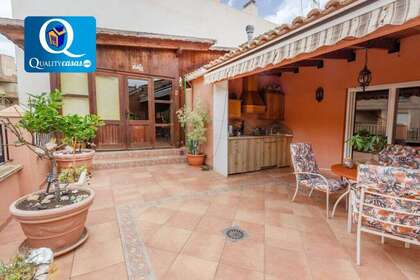 Klynge huse til salg i Crevillent, Alicante. 