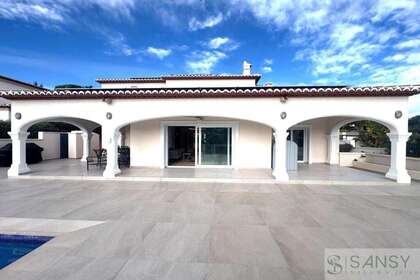 Дом Продажа в Moraira, Alicante. 