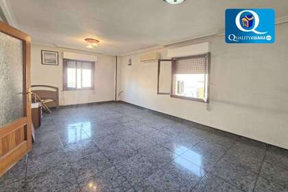 Flat for sale in Aspe, Alicante. 