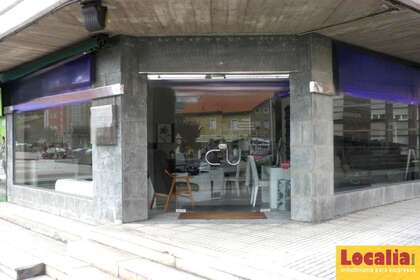 Commercial premise for sale in Santander, Cantabria. 