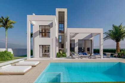 Huizen verkoop in Finestrat, Alicante. 