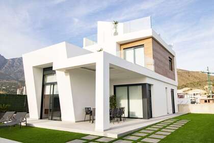 Huizen verkoop in Finestrat, Alicante. 