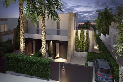 Maison de ville vendre en Murcia. 
