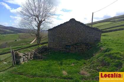 Landhaus zu verkaufen in San Pedro del Romeral, Cantabria. 