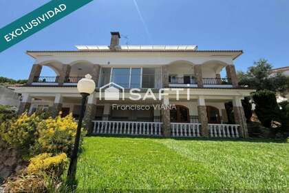 房子 出售 进入 Arenys de Mar, Barcelona. 