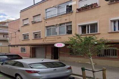 Квартира Продажа в Cornellà de Llobregat, Barcelona. 