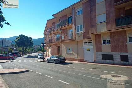 商业物业 出售 进入 Santa María del Tiétar, Ávila. 