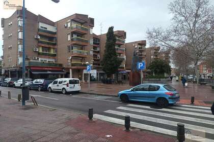 商业物业 出售 进入 Leganés, Madrid. 