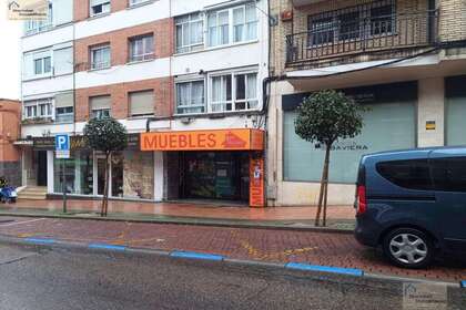 商业物业 出售 进入 Alcobendas, Madrid. 