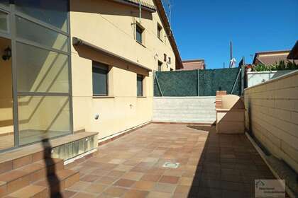 房子 出售 进入 Ituero y Lama, Segovia. 