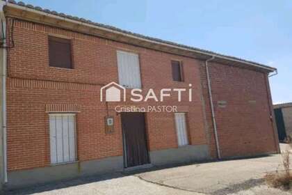 деревенский дом Продажа в Castilfalé, León. 