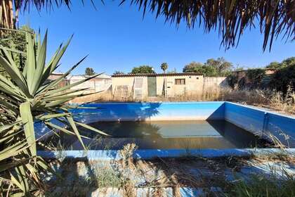 Дом Продажа в Utrera, La Campiña, Sevilla. 