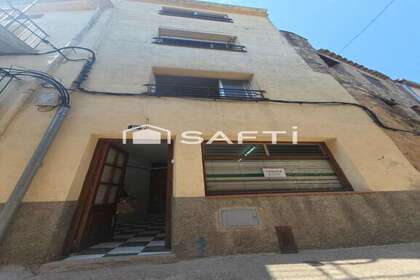 联排别墅 出售 进入 Horta de Sant Joan, Tarragona. 