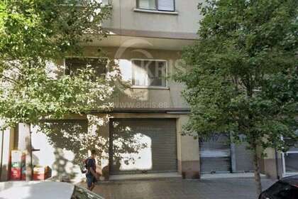 平 出售 进入 Sant Feliu de Llobregat, Barcelona. 
