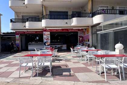 商业物业 出售 进入 Cunit, Tarragona. 