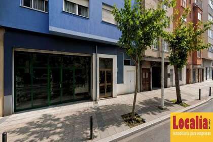 商业物业 出售 进入 Santander, Cantabria. 