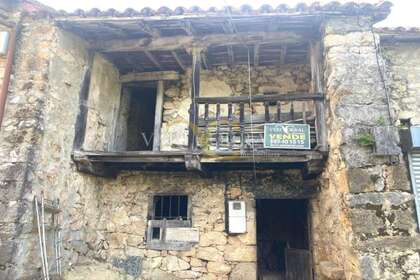 Casa de pueblo venta en Anievas, Cantabria. 
