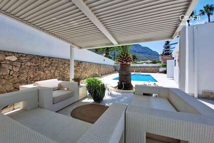 Casa venta en Dénia, Alicante. 