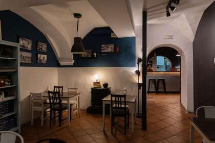 Commercial premise for sale in Vilafranca del Penedès, Barcelona. 