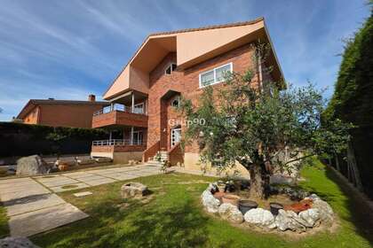 Дом Продажа в Lleida, Lérida (Lleida). 
