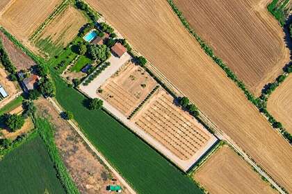 Сельский участок Продажа в Lleida, Lérida (Lleida). 