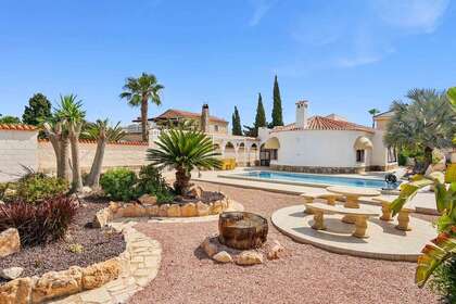 Flat for sale in Torrevieja, Alicante. 