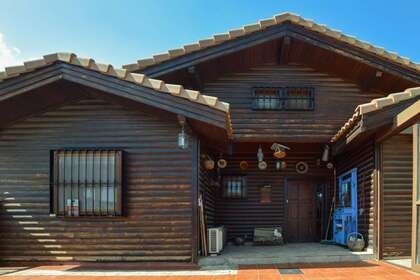 Townhouse for sale in Estepona, Málaga. 