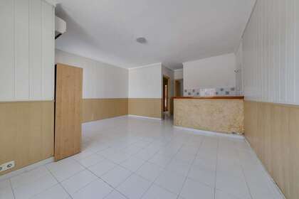 Flat for sale in Torrevieja, Alicante. 