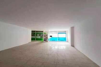 Local comercial en Lleida, Lérida (Lleida). 