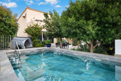 Flat for sale in Canyelles Almadraba (Roses), Girona. 