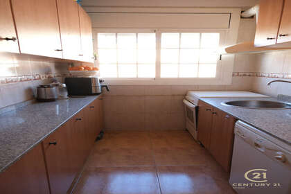 House for sale in Tarragona. 