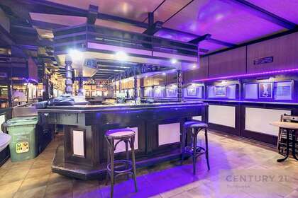 Commercial premise for sale in Málaga. 