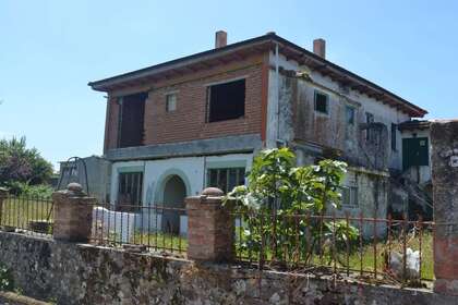 Flat for sale in Villaviciosa, Asturias. 