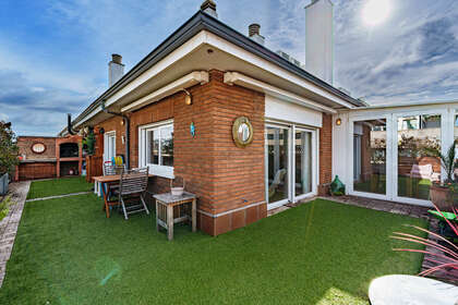 Flat for sale in Ríos Rosas, Chamberí, Madrid. 