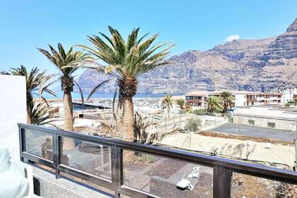 Квартира Продажа в Los Gigantes, Santiago del Teide, Santa Cruz de Tenerife, Tenerife. 
