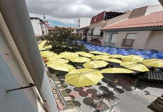 Flat for sale in Centro, Valdepeñas, Ciudad Real. 