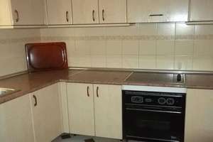 Flat for sale in Centro, Valdepeñas, Ciudad Real. 