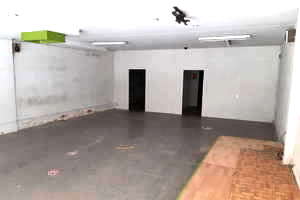 Commercial premise in Centro, Valdepeñas, Ciudad Real. 