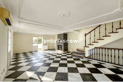 Cluster house for sale in Benahavís, Málaga. 