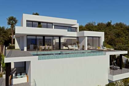 Chalet for sale in Cumbre del sol, Alicante. 