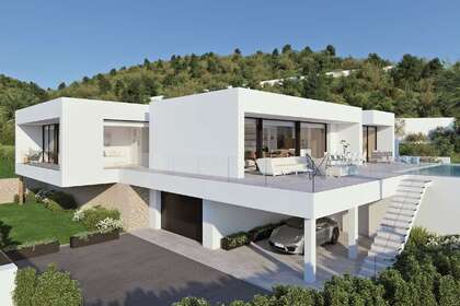 Chalet for sale in Cumbre del sol, Alicante. 