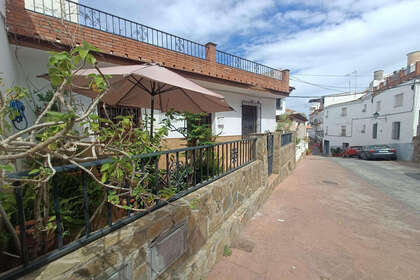 Klynge huse til salg i Guaro, Málaga. 