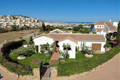 Klynge huse til salg i Cerros Del Lago, Marbella, Málaga. 