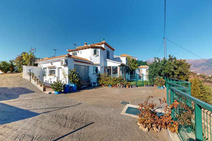 Klynge huse til salg i Arenas, Málaga. 
