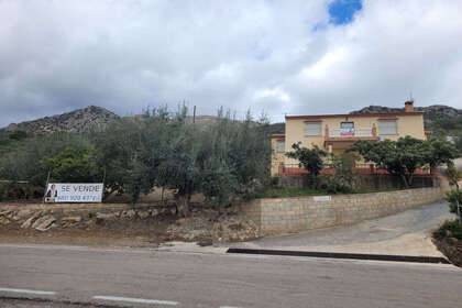 Klynge huse til salg i Periana, Málaga. 