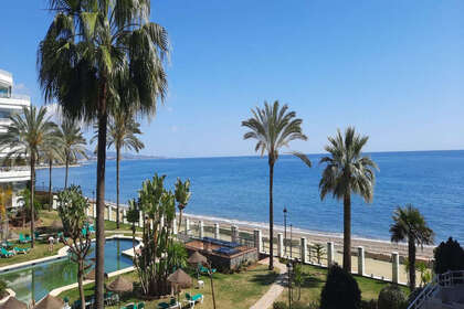 酒店公寓 出售 进入 Puerto Banús, Marbella, Málaga. 