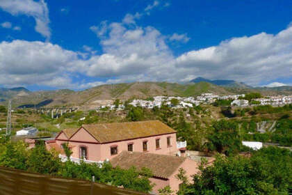 Cluster house for sale in Nerja, Málaga. 