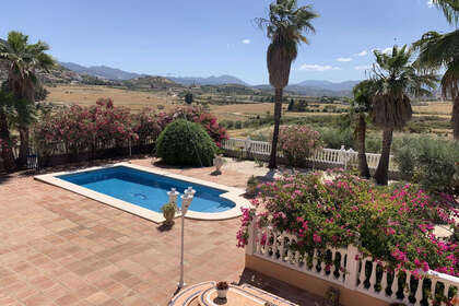 Cluster house for sale in Coín, Málaga. 